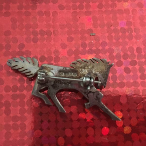 Native American Horse Pin $50 or $45 w/offer - Picture 3 of 4